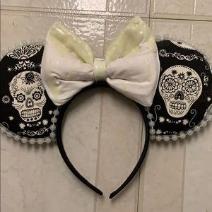 Sugar skull/ day of the dead Minnie Mouse Ears
